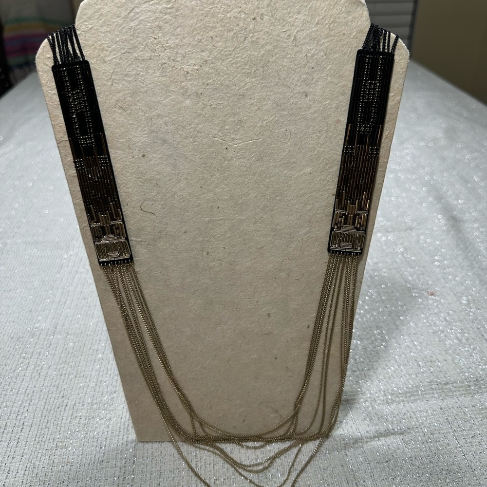 Stella & Dot Elegant Black and Gold Necklace